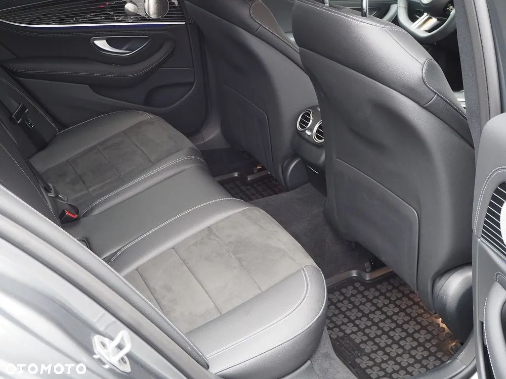 Mercedes-Benz Klasa E 220 d 4-Matic AMG - 9