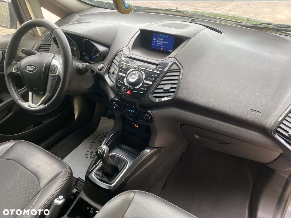 Ford EcoSport - 13