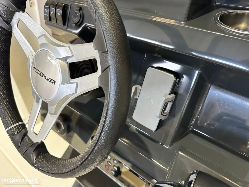 Quicksilver Activ 705 Open - 28