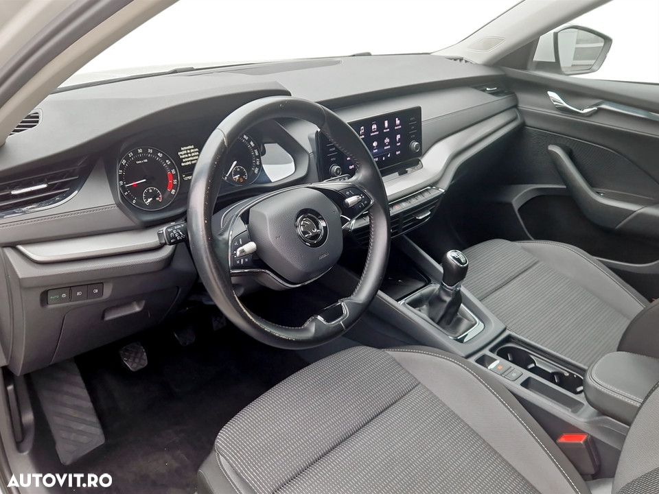 Skoda Octavia 2.0 TDI Ambition - 17