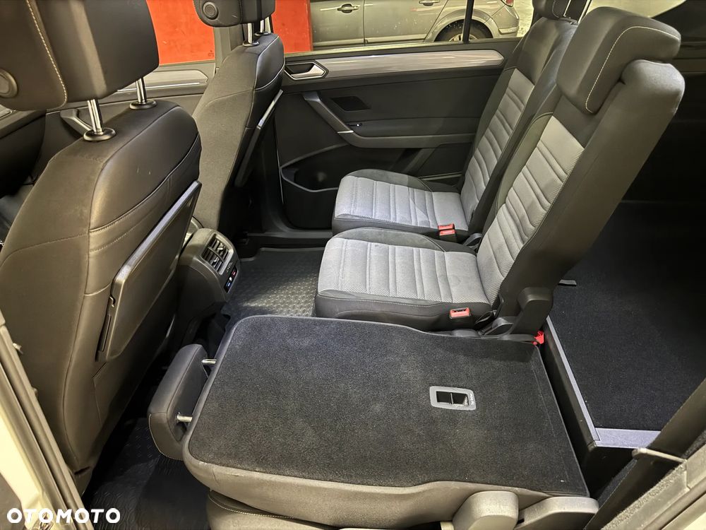 Volkswagen Touran 1.5 TSI EVO Comfortline DSG - 35