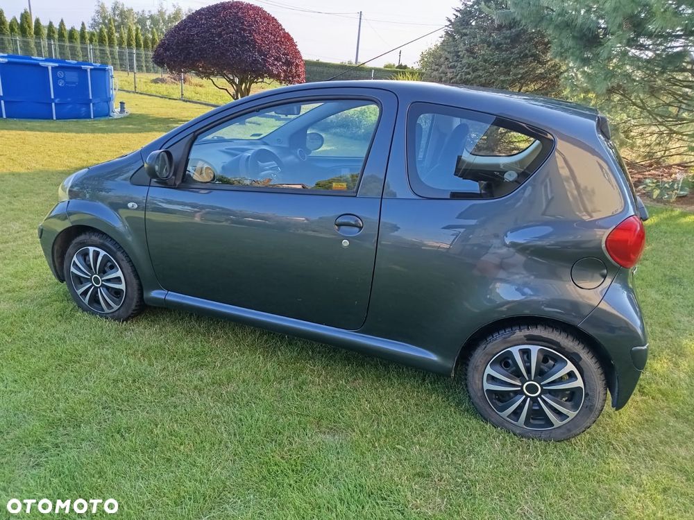 Toyota Aygo Standard - 12