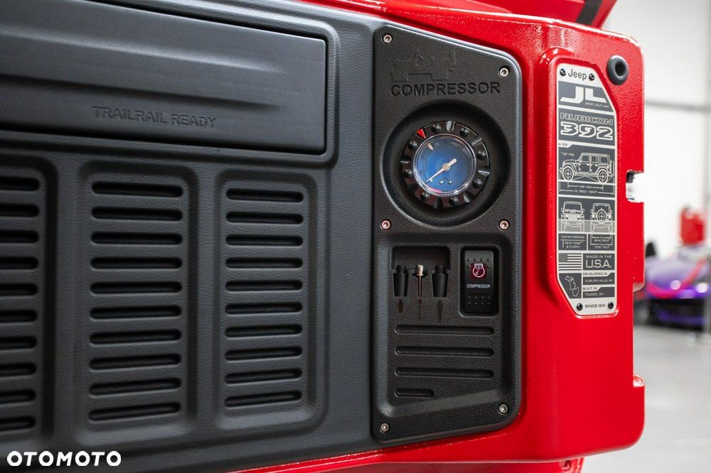 Jeep Wrangler - 29