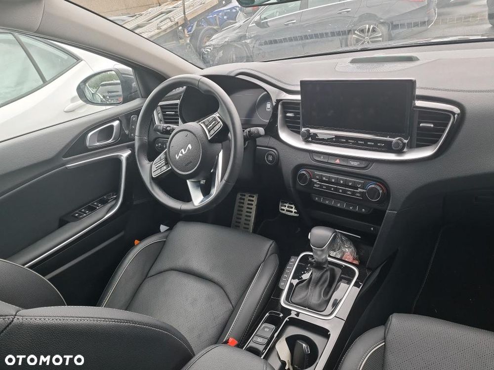 Kia XCeed 1.6 GDI PHEV L Business Line DCT - 7