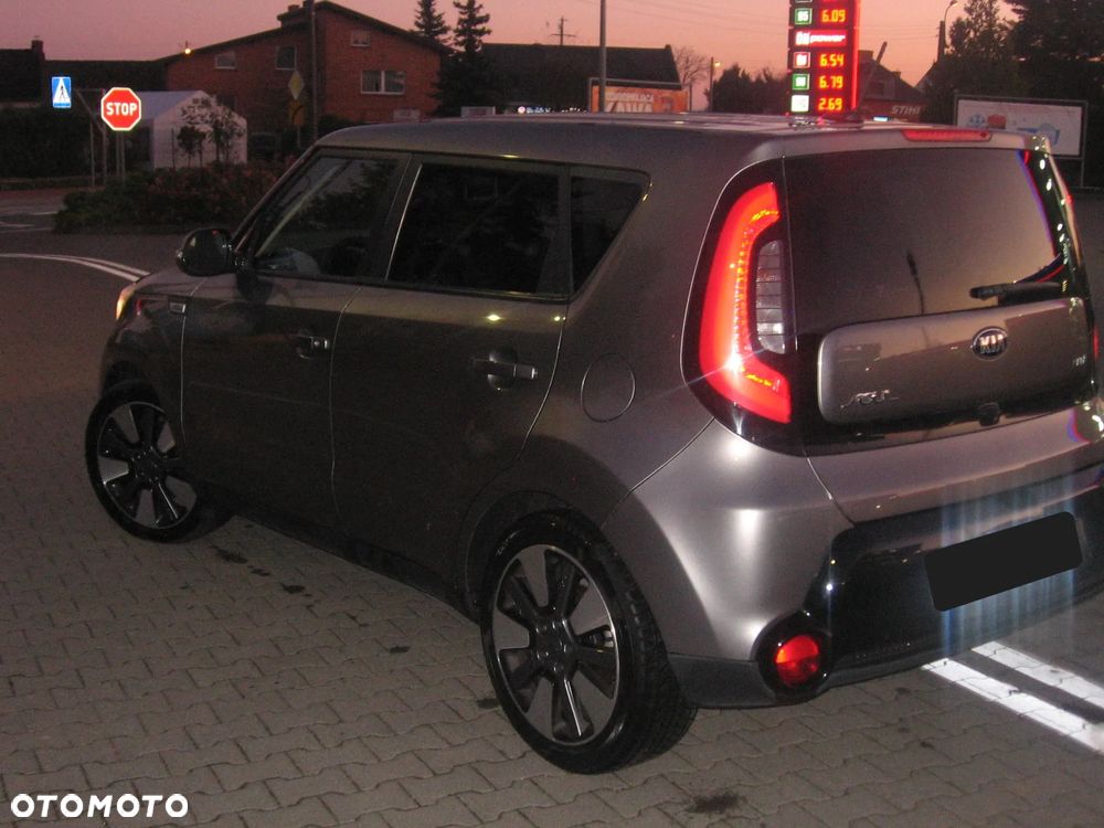 Kia Soul 1.6 CRDI XL - 10