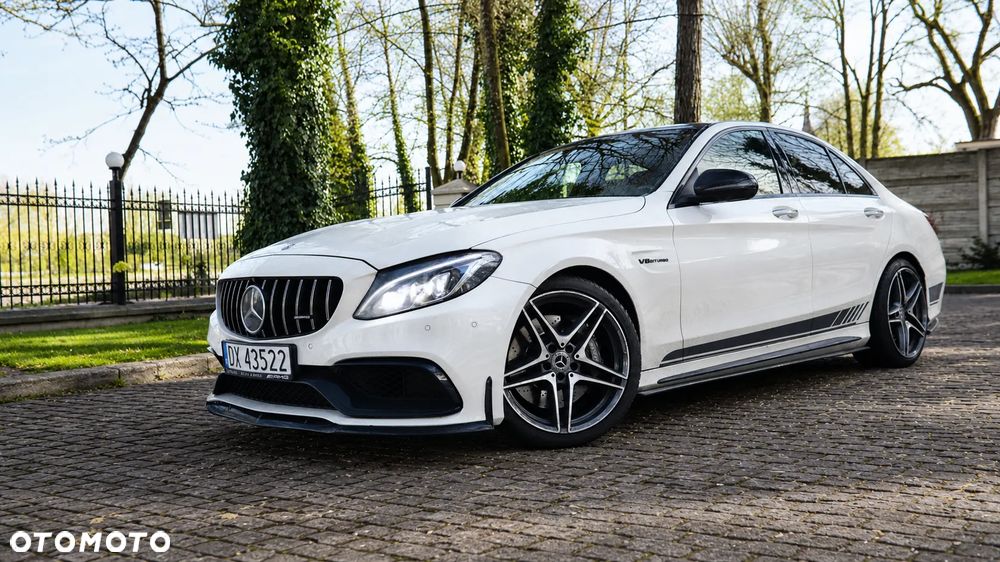 Mercedes-Benz Klasa C AMG 63 S - 4