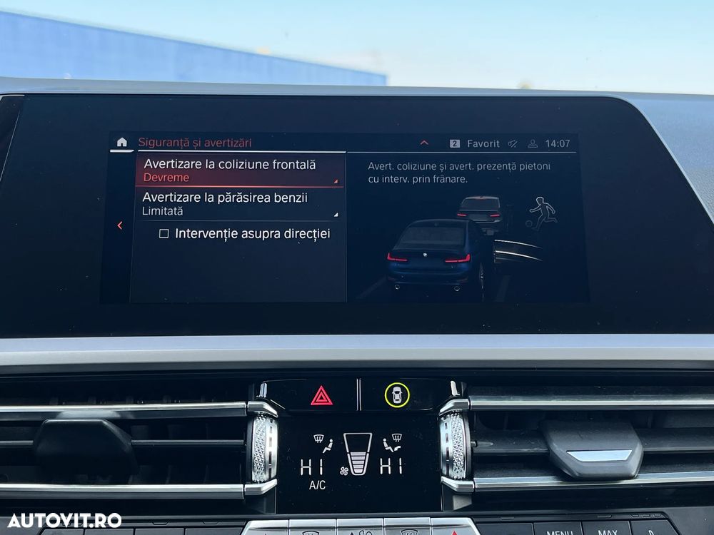 BMW Seria 3 330i xDrive AT - 28