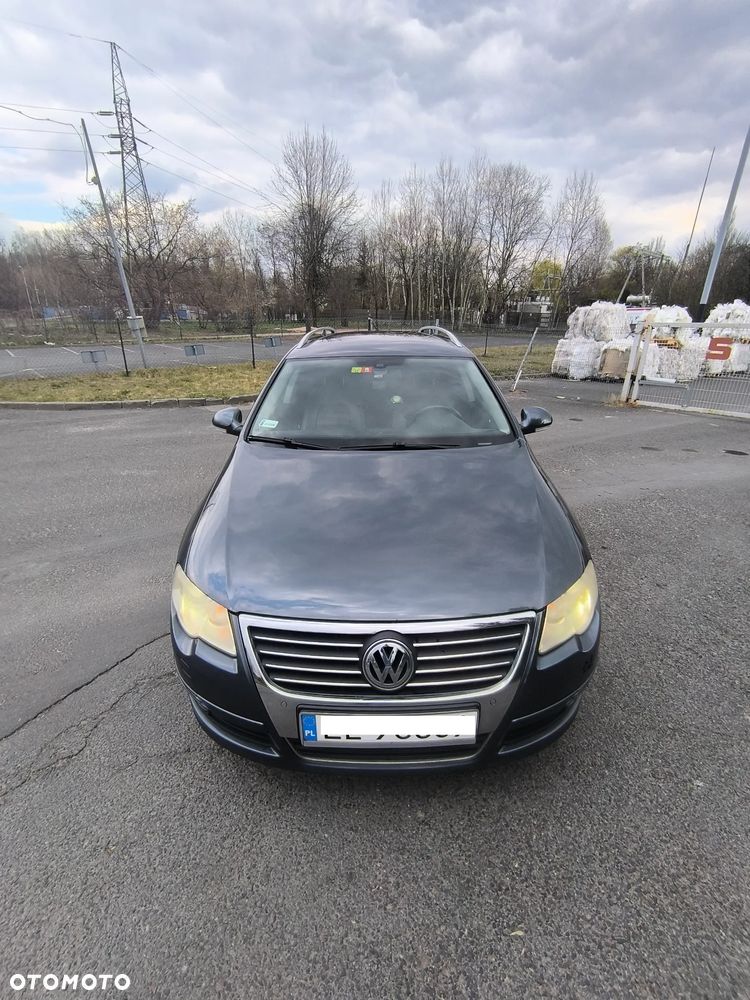 Volkswagen Passat Variant 3.2 V6 FSI 4Motion DSG Highline - 32