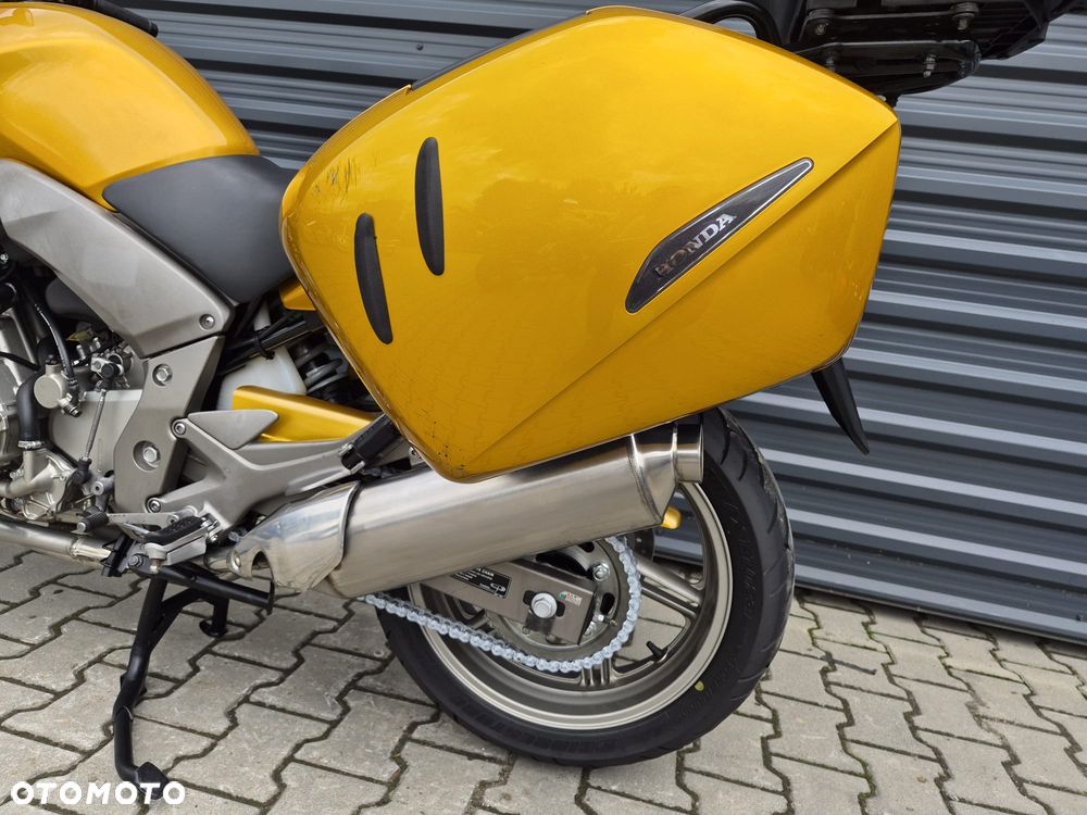 Honda CBF - 12