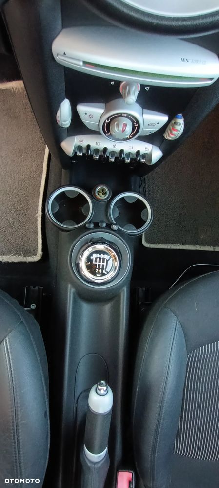 MINI Cooper Standard - 27