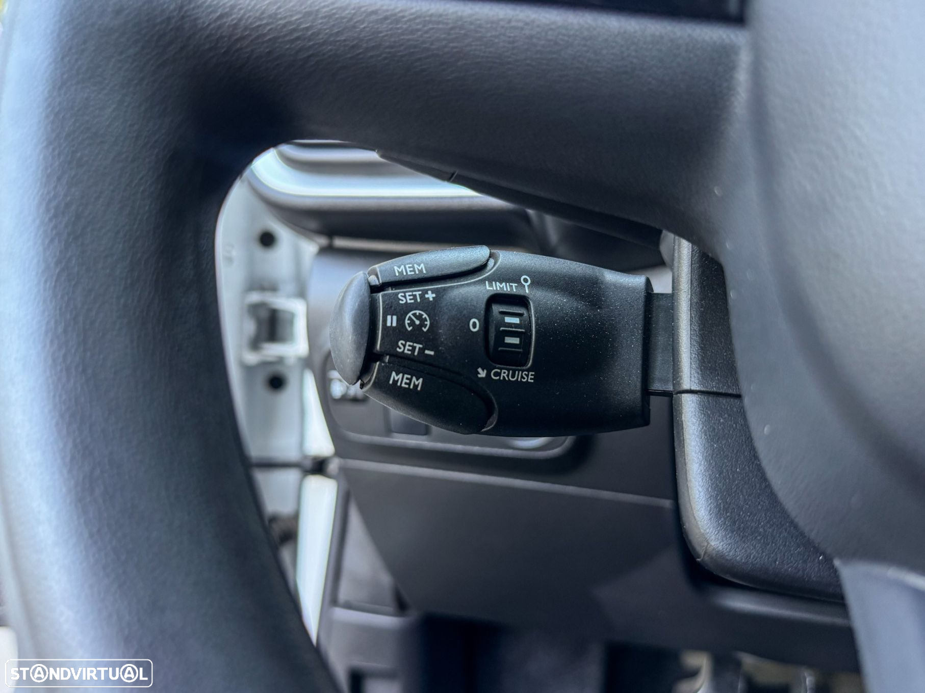 Citroën C3 1.2 PureTech Shine - 31