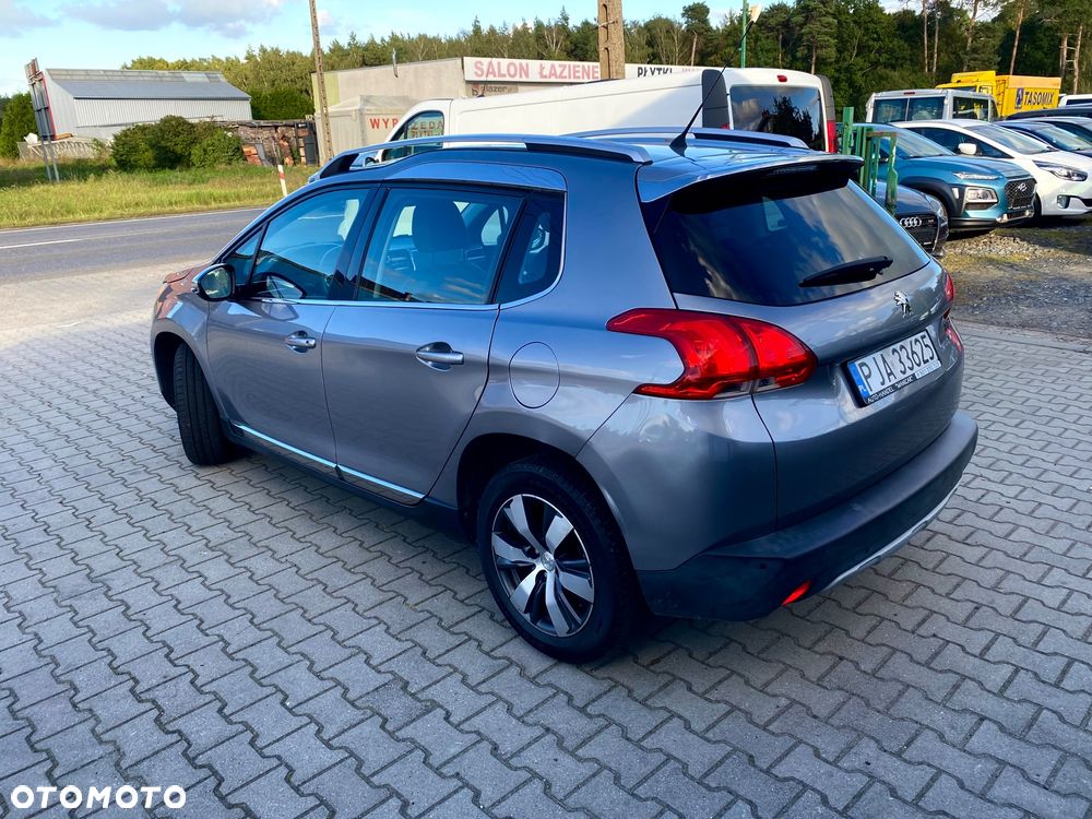 Peugeot 2008 - 4