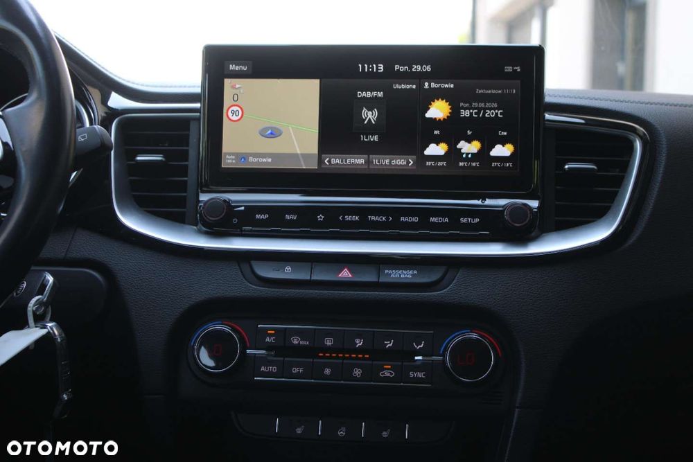 Kia XCeed - 28