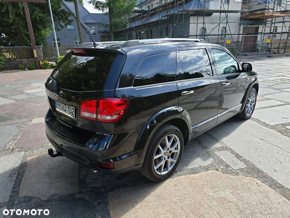 Fiat Freemont 2.0 Multijet 16V DPF Automatik Allrad Black Code - 13