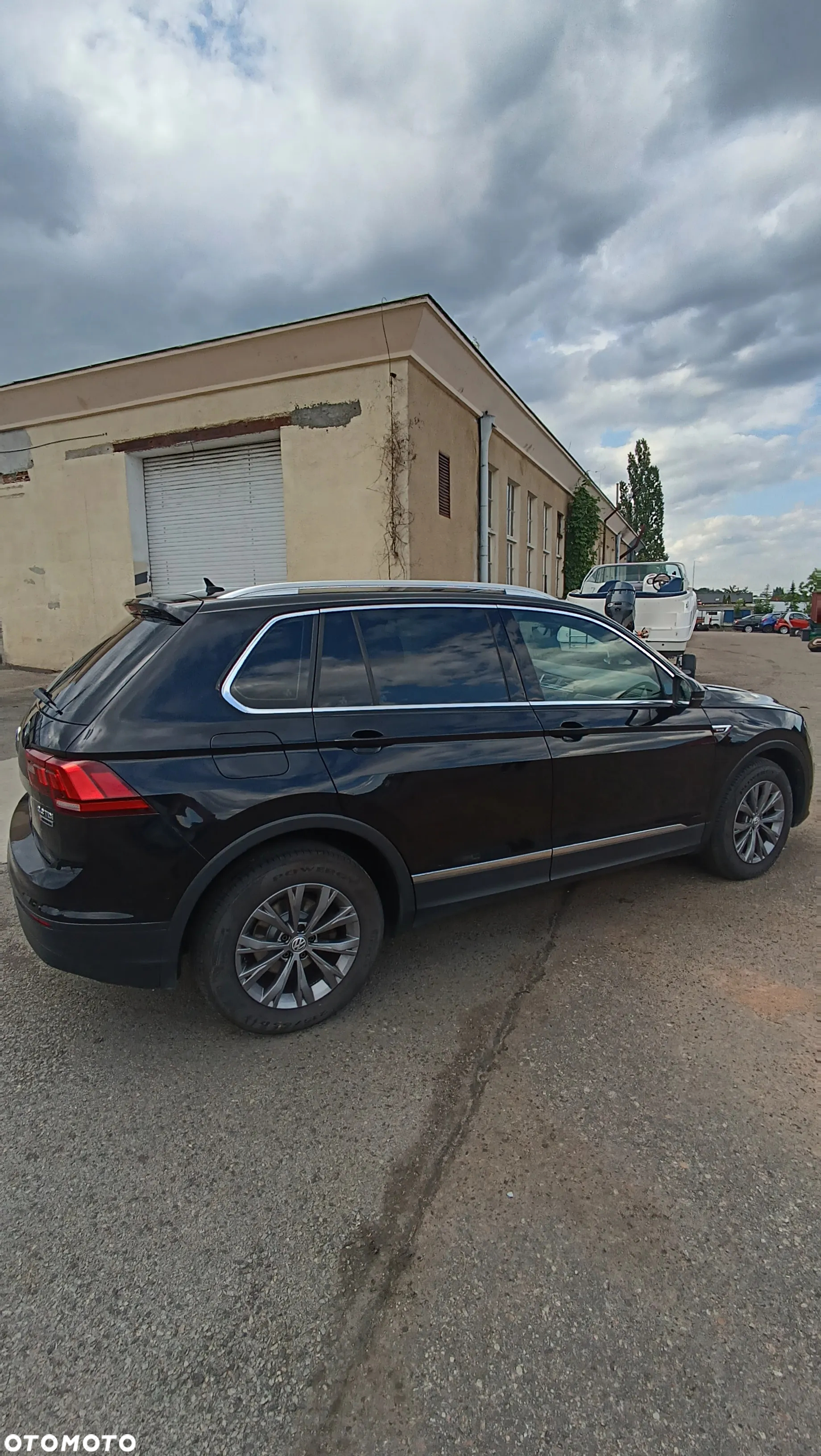 Volkswagen Tiguan - 15