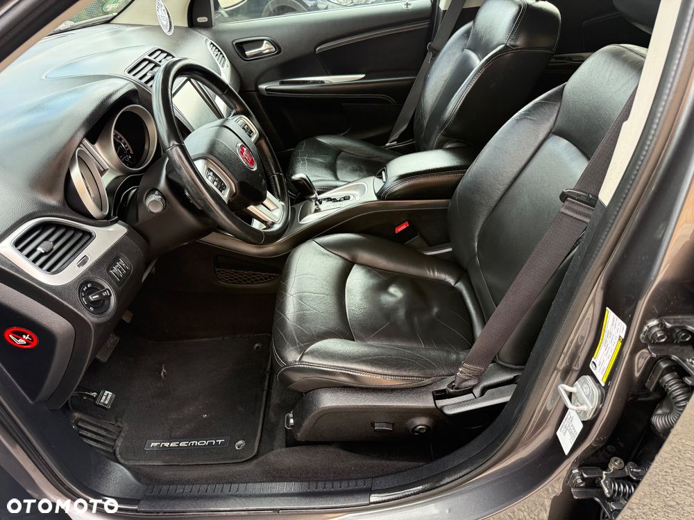 Fiat Freemont 2.0 Multijet 16V DPF Automatik Allrad Black Code - 14