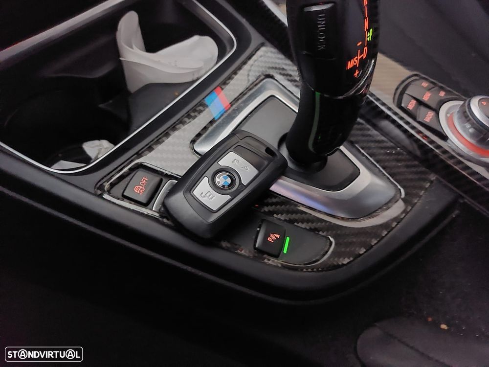 BMW 318 d Aut. Sport Line - 7