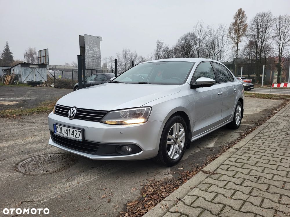 Volkswagen Jetta 1.6 TDI Blue Motion Technology Comfortline - 1