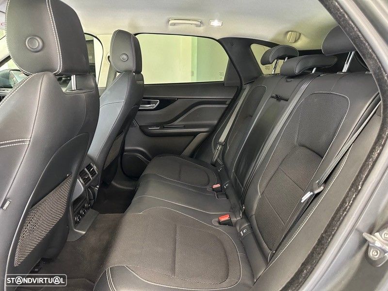 Jaguar F-Pace 20d AWD Aut. R-Sport - 29
