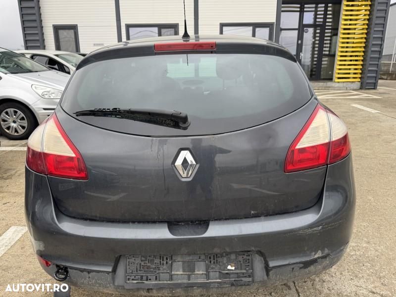 Haion cu luneta Renault Megane 3 facelift (2012-2016) - 1