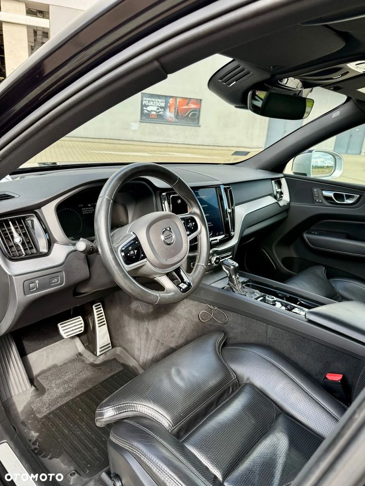 Volvo XC 60 T5 AWD R-Design - 7