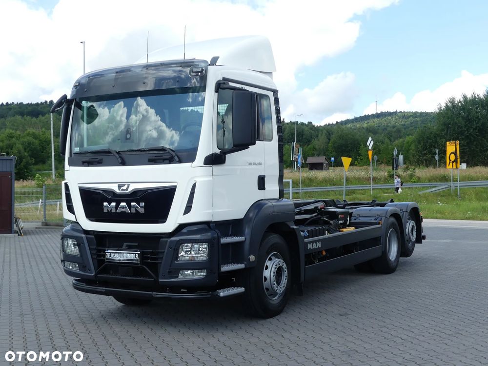 MAN TGS 26.420 / 6x2 / HAKOWIEC / HIAB MULTILIFT / EURO 6 - 7