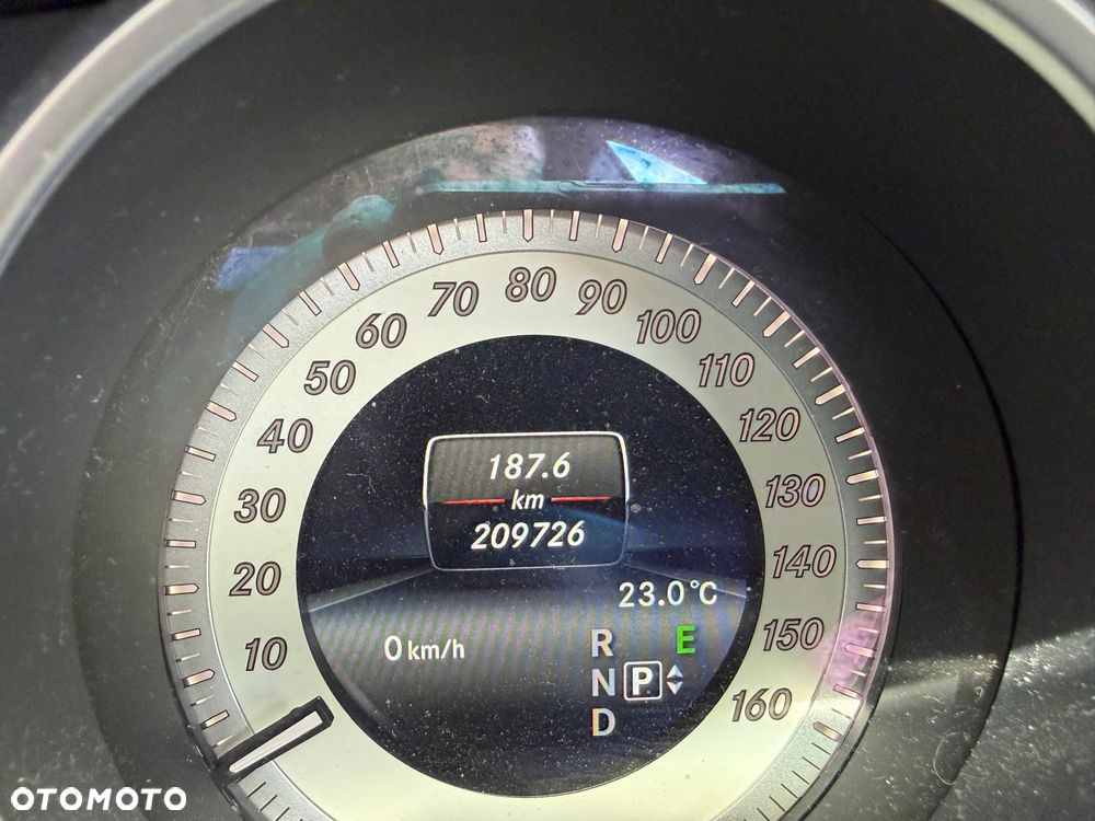 Mercedes-Benz Klasa E 220 CDI 7G-TRONIC - 20