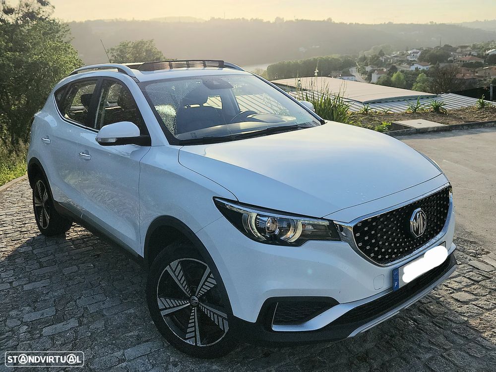 MG ZS EV 44.5 kWh Luxury - 3