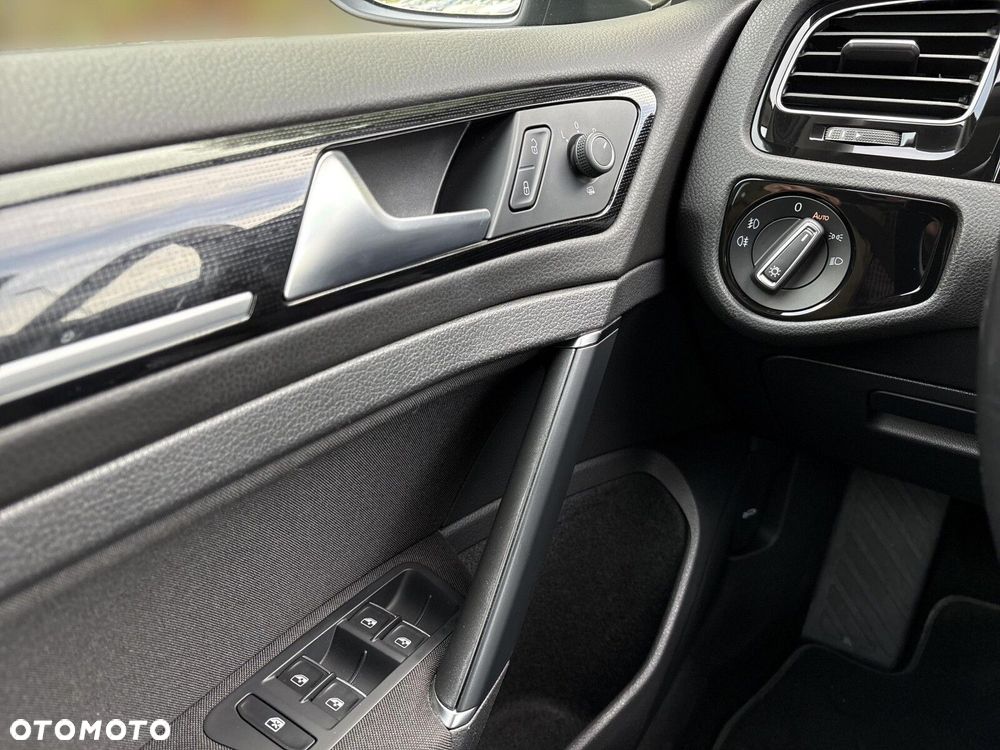 Volkswagen Golf - 16