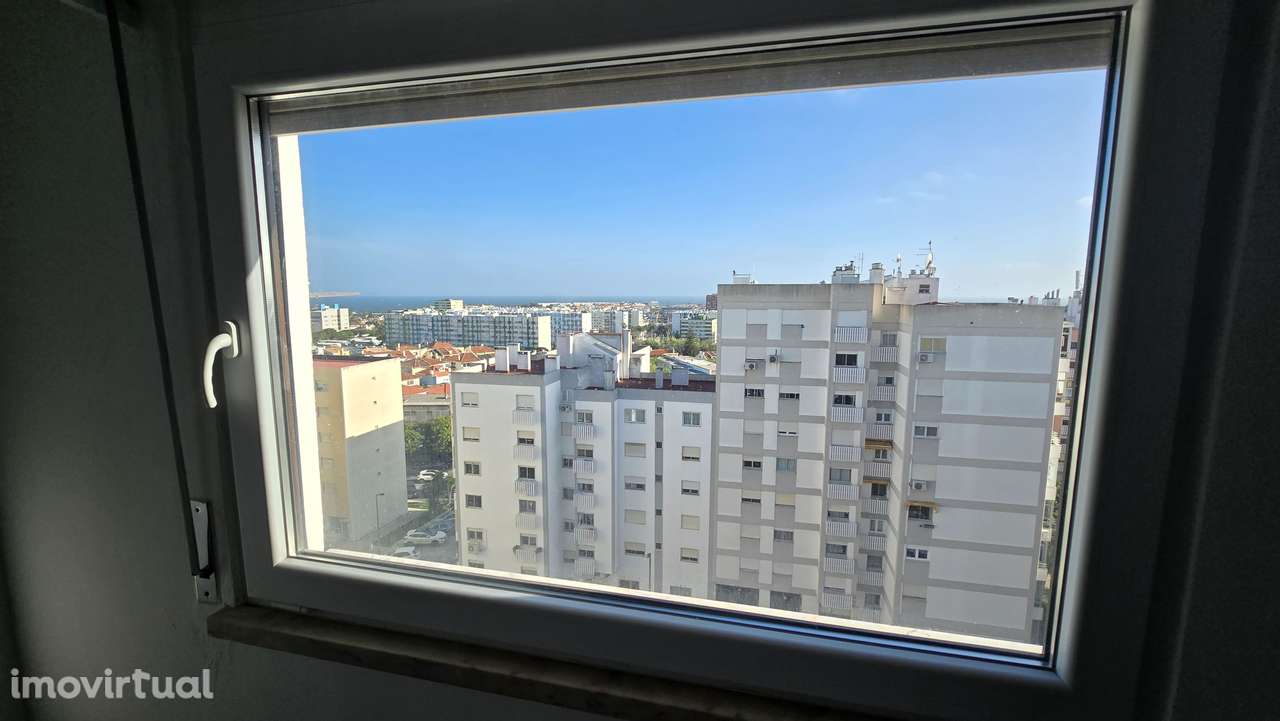 Apartamento, 69 m², Carcavelos e Parede - Grande imagem: 4/6