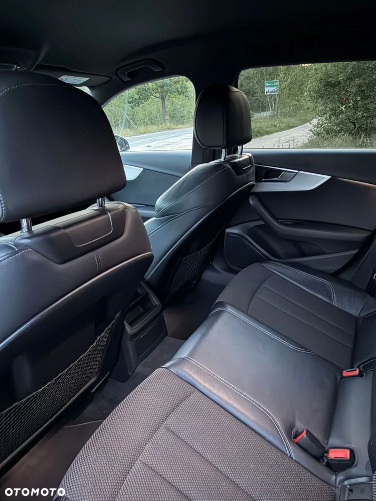 Audi A4 Avant 2.0 TDI S tronic - 14