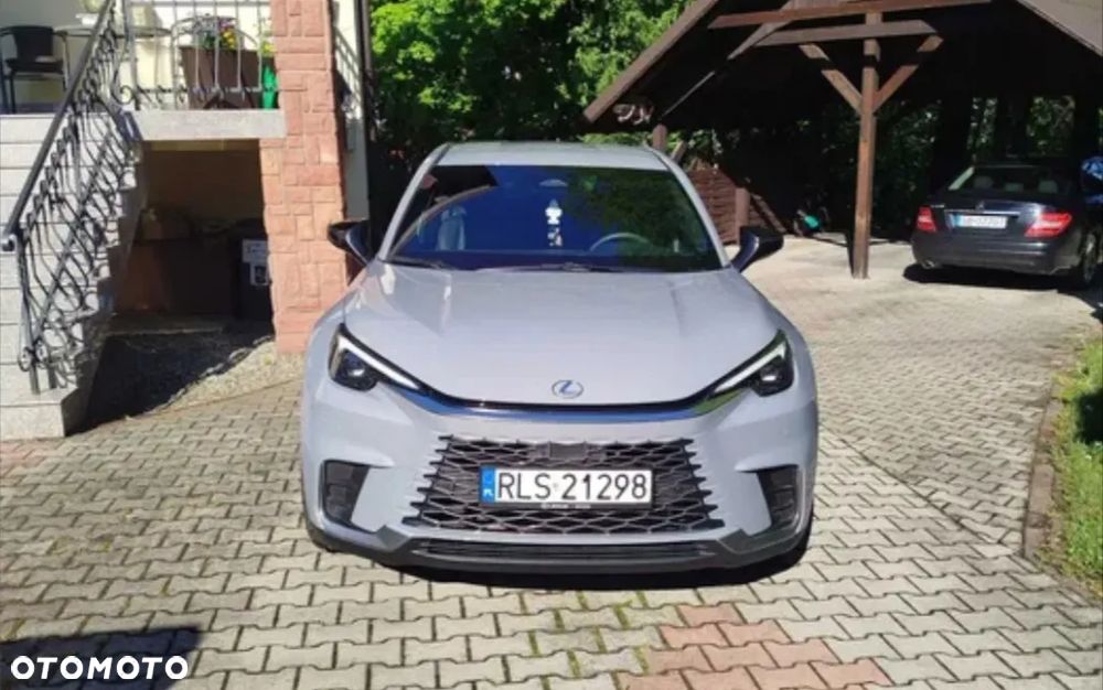 Lexus LBX 1.5 Hybrid Elegant AWD - 1