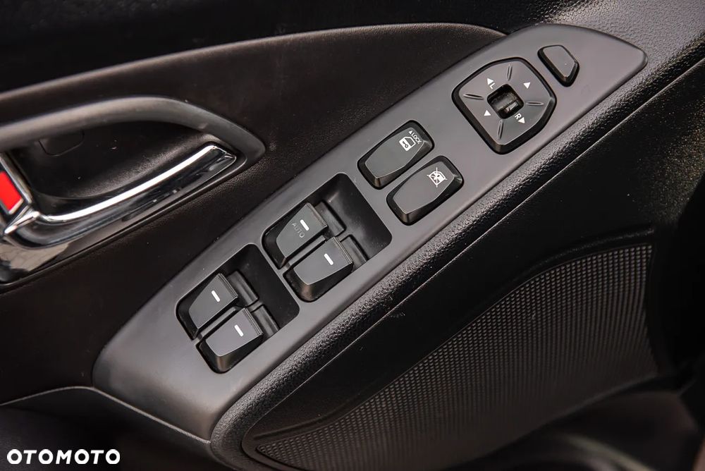 Hyundai ix35 2.0 CRDi 4WD Premium - 16