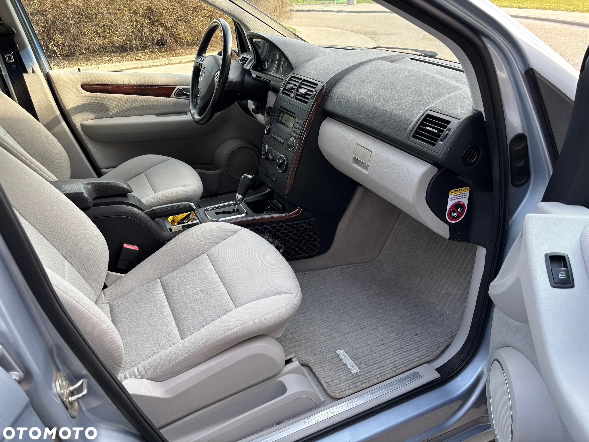 Mercedes-Benz Klasa A 170 Autotronic Elegance - 19