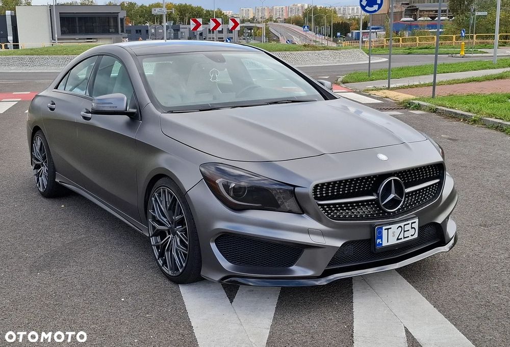 Mercedes-Benz CLA 250 7G-DCT AMG Line - 2