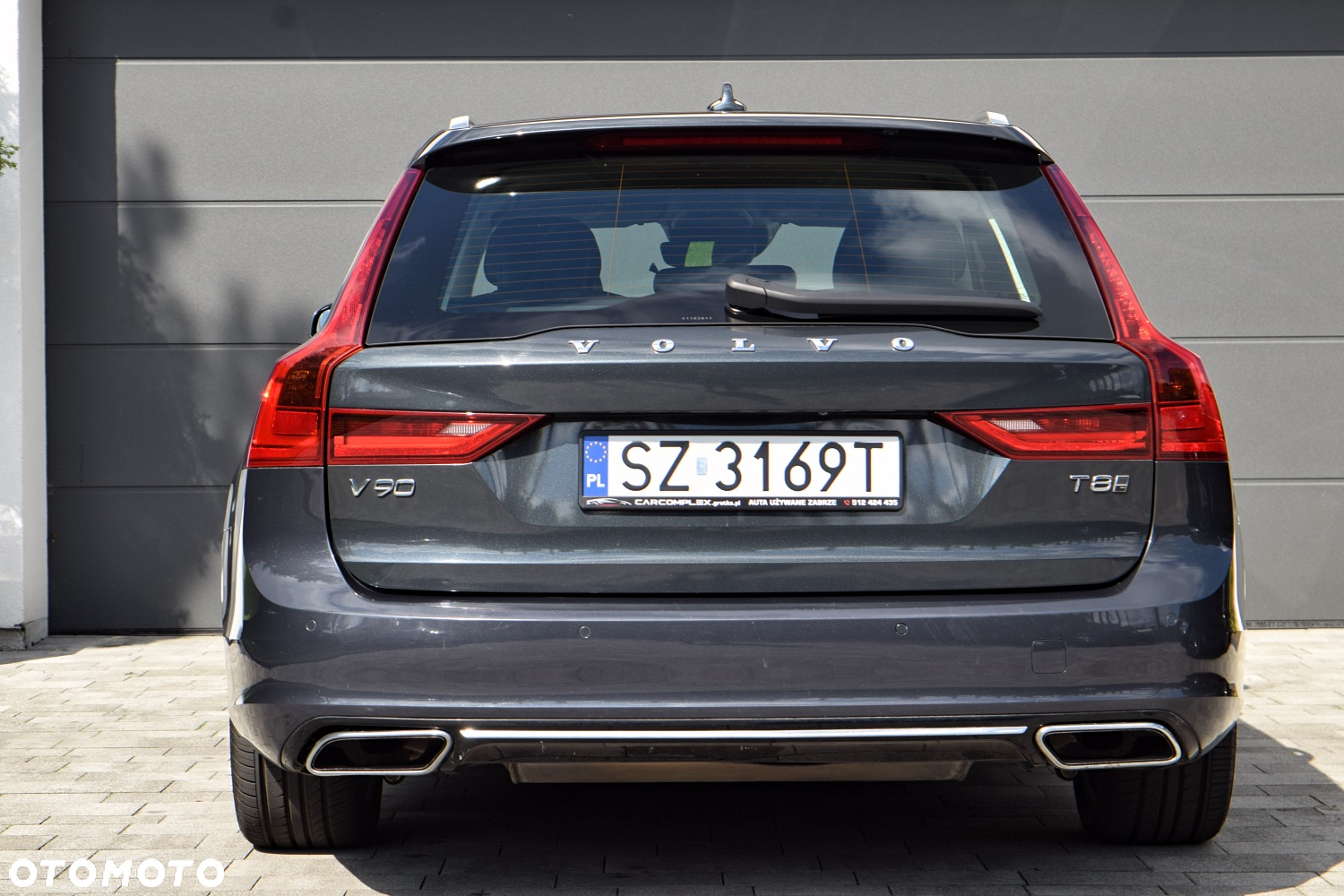 Volvo V90 T8 AWD Plug-In Hybrid Momentum Pro - 9
