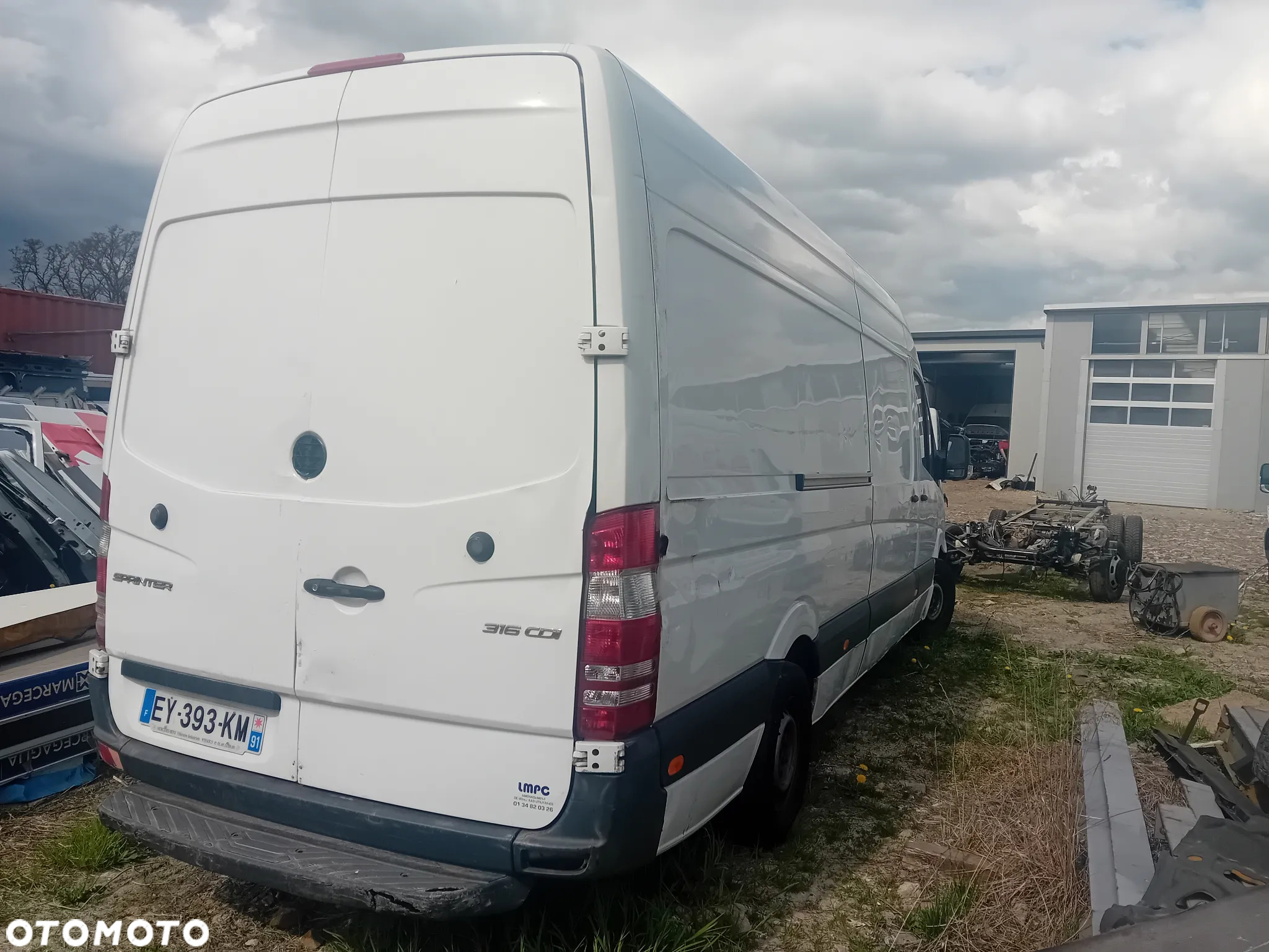 Mercedes-Benz Sprinter - 6