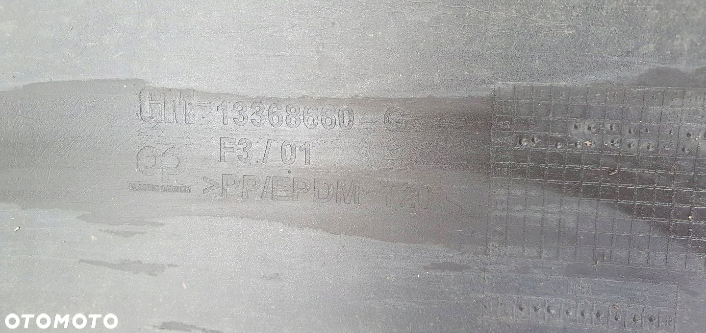 Opel Astra J lift atrapa ZDERZAK PRZÓD PRZEDNI 13368660 - 16