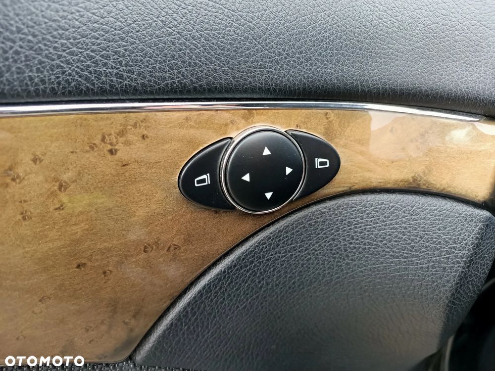 Mercedes-Benz Klasa E 220 CDI Automatik Avantgarde - 21