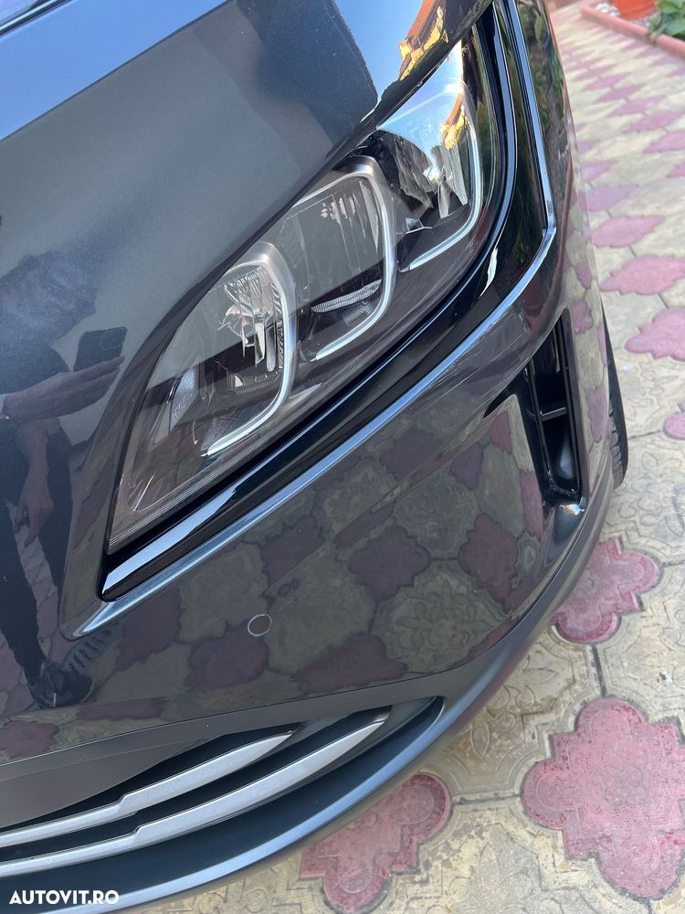 Hyundai KONA - 23
