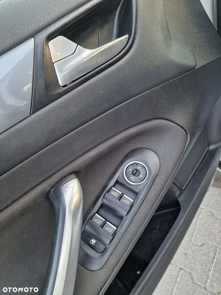 Ford Mondeo 1.6 T Titanium - 25
