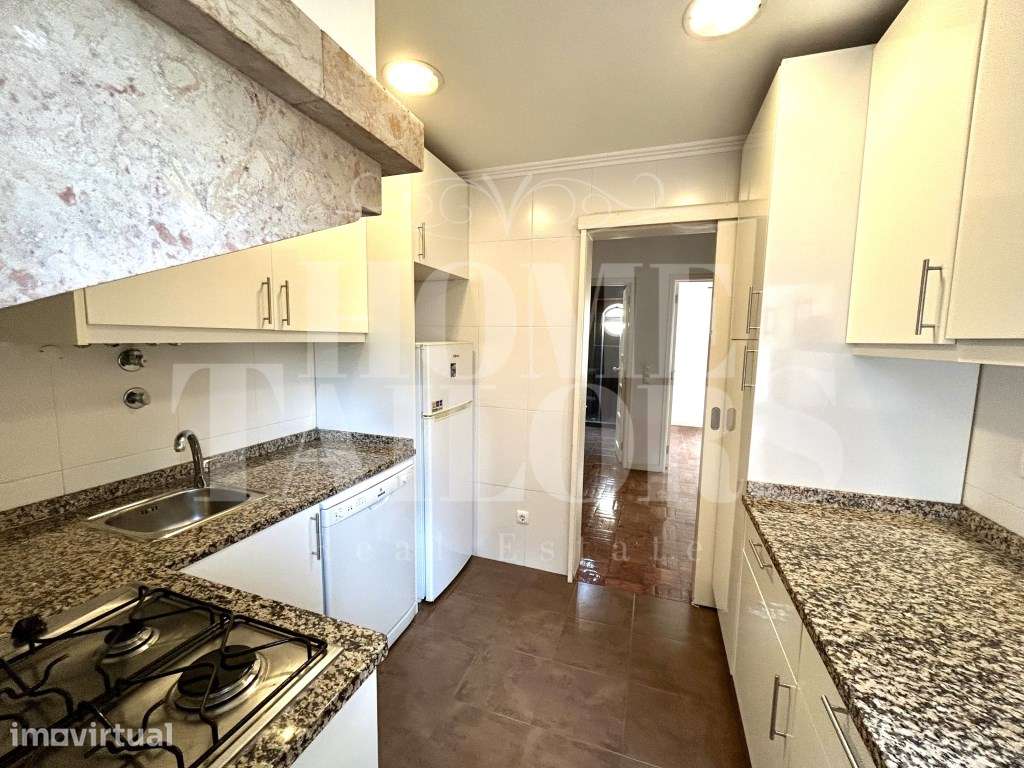 Apartamento T1 para arrendamento - Campo de Ourique - Grande imagem: 4/15