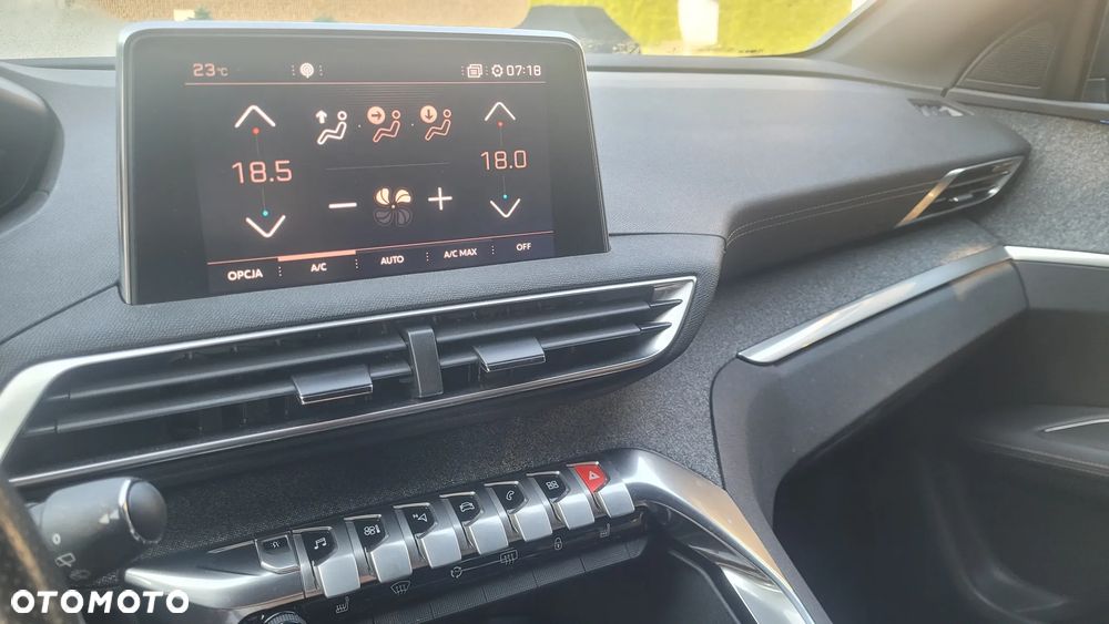 Peugeot 3008 PureTech 130 Stop & Start Allure - 17