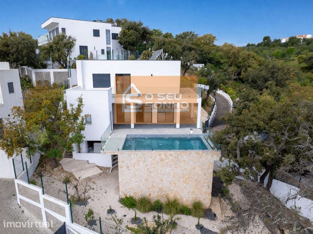 Moradia Contemporânea T5 de Luxo com Piscina - Grande imagem: 3/44