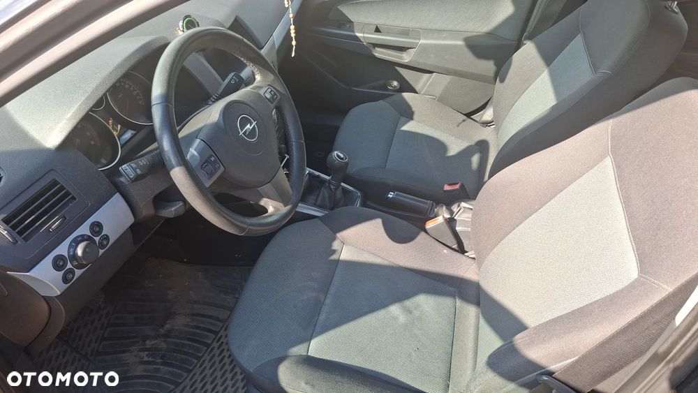 Opel Astra 1.6 Enjoy - 8