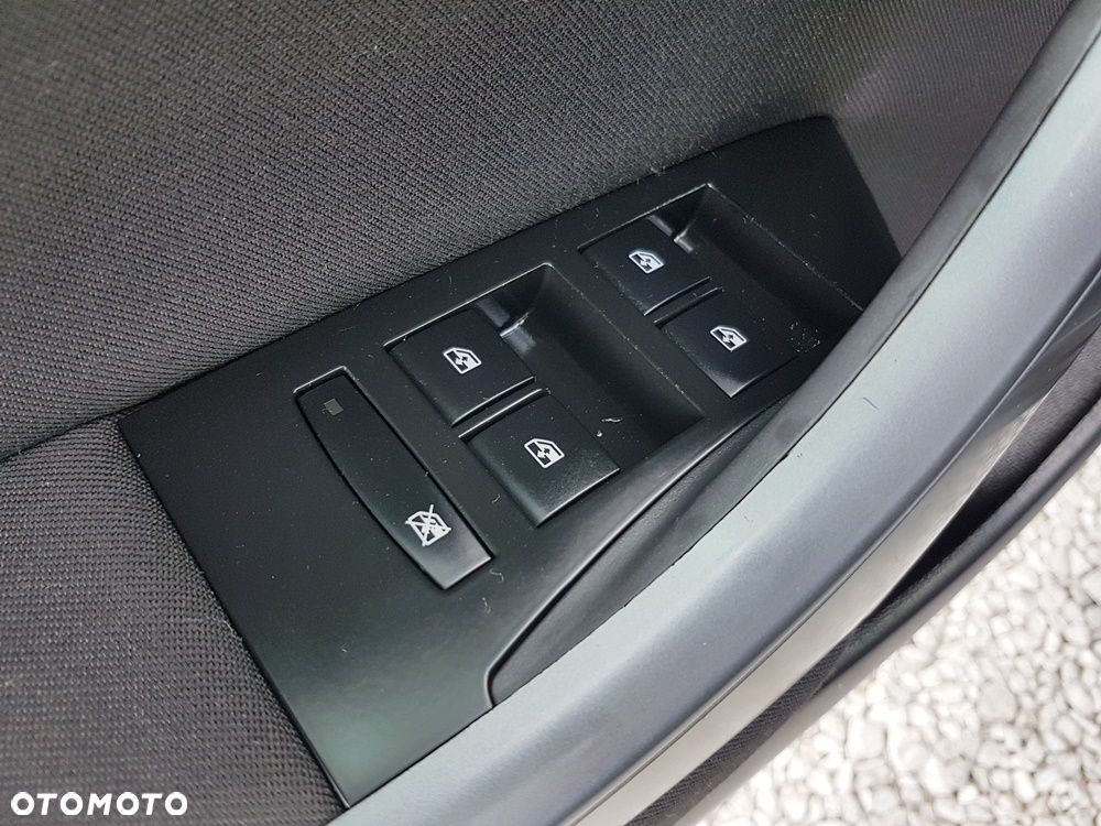 Opel Astra 2.0 CDTI Automatik Exklusiv - 11