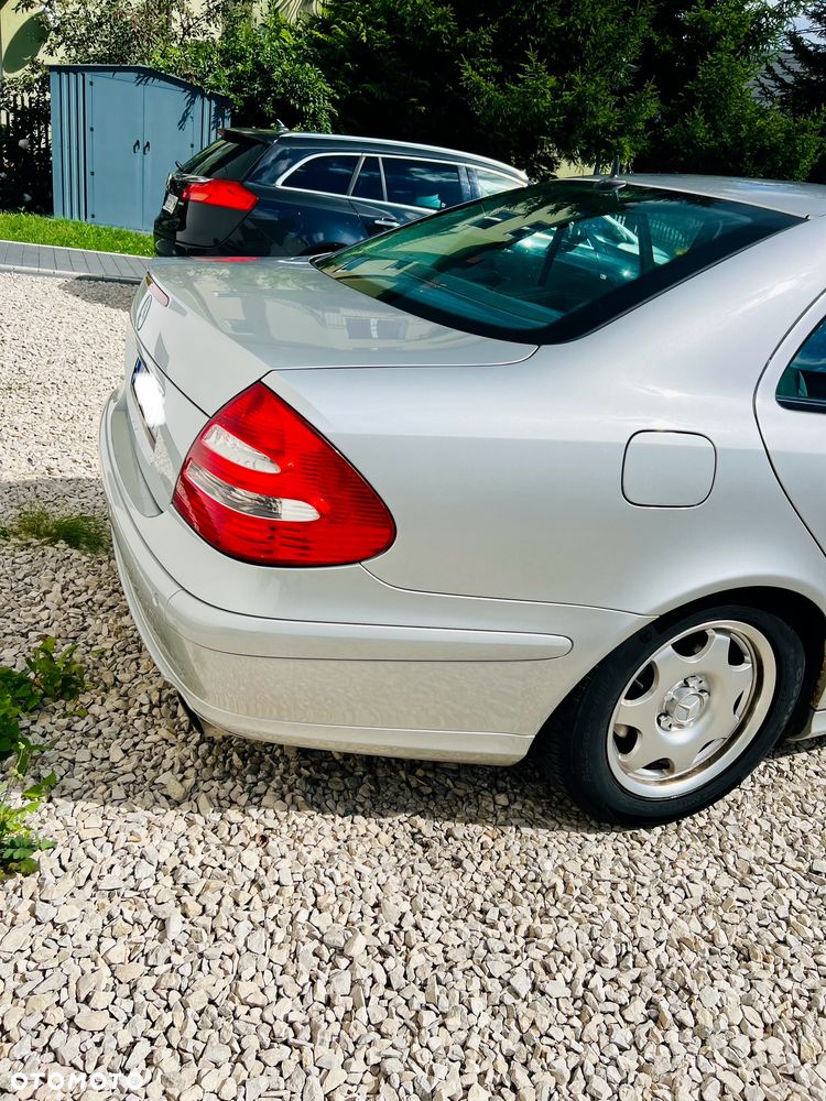 Mercedes-Benz Klasa E - 4