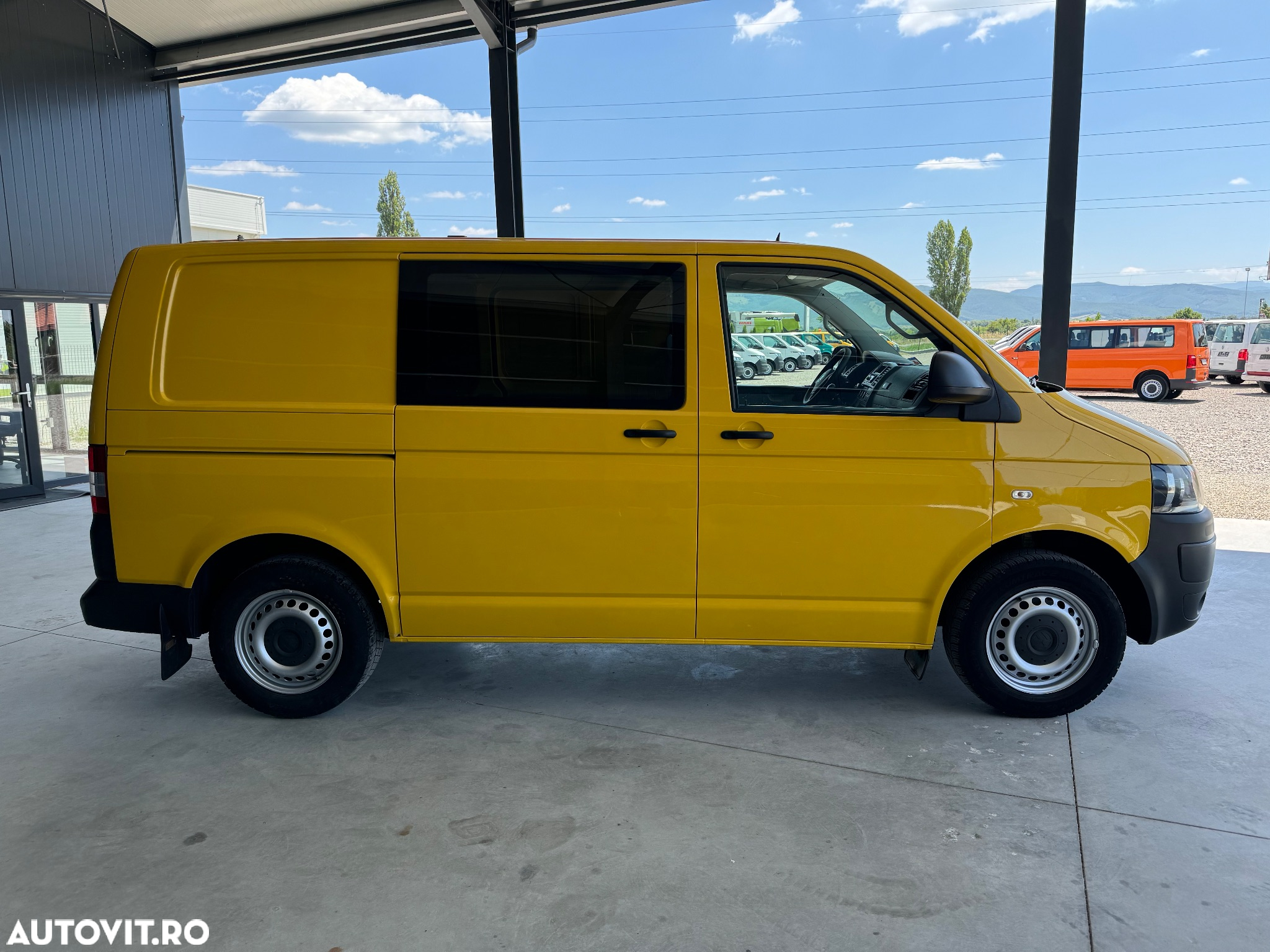 Volkswagen Transporter T5 - 14