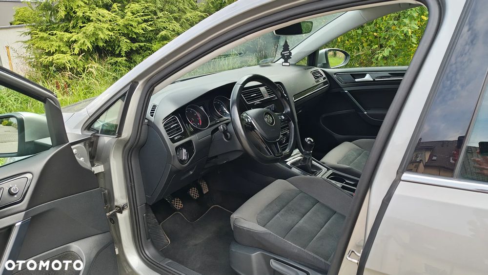 Volkswagen Golf VII 1.5 TSI BMT Highline - 9