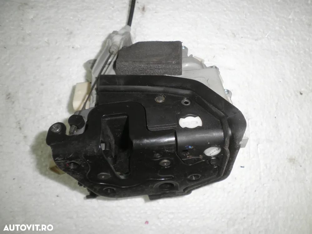 Broasca stanga/ dreapta fata / spate Audi A8 D4, A7, A4 B8, A5, A6 C7, 8J1837016C, 8J2837015C 4G0839015E - 2